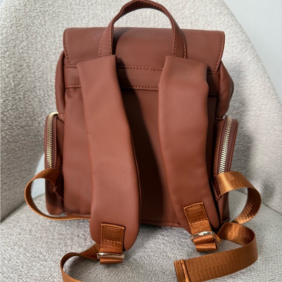 Quilted Backpack - Picture 4 of 15